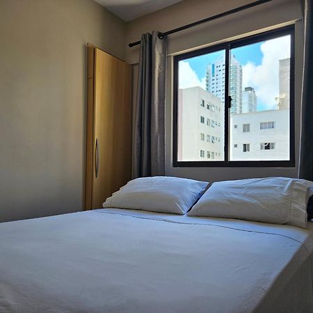 2 Quartos A 200Mts Praia Central, Garagem, Churrasqueira, Wi-Fi 90 Mbps, Pet Friendly Balneário Camboriú المظهر الخارجي الصورة