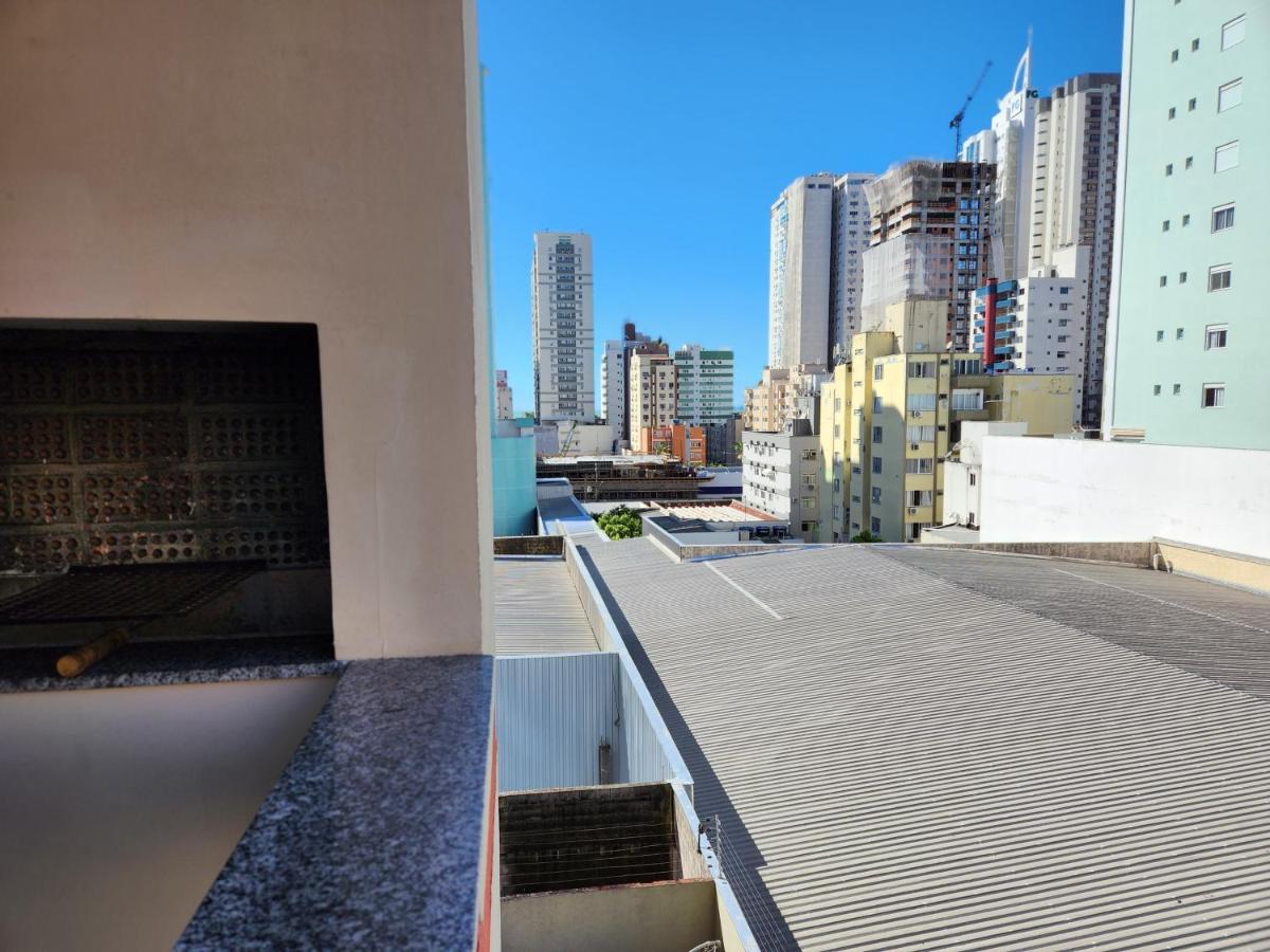 2 Quartos A 200Mts Praia Central, Garagem, Churrasqueira, Wi-Fi 90 Mbps, Pet Friendly Balneário Camboriú المظهر الخارجي الصورة