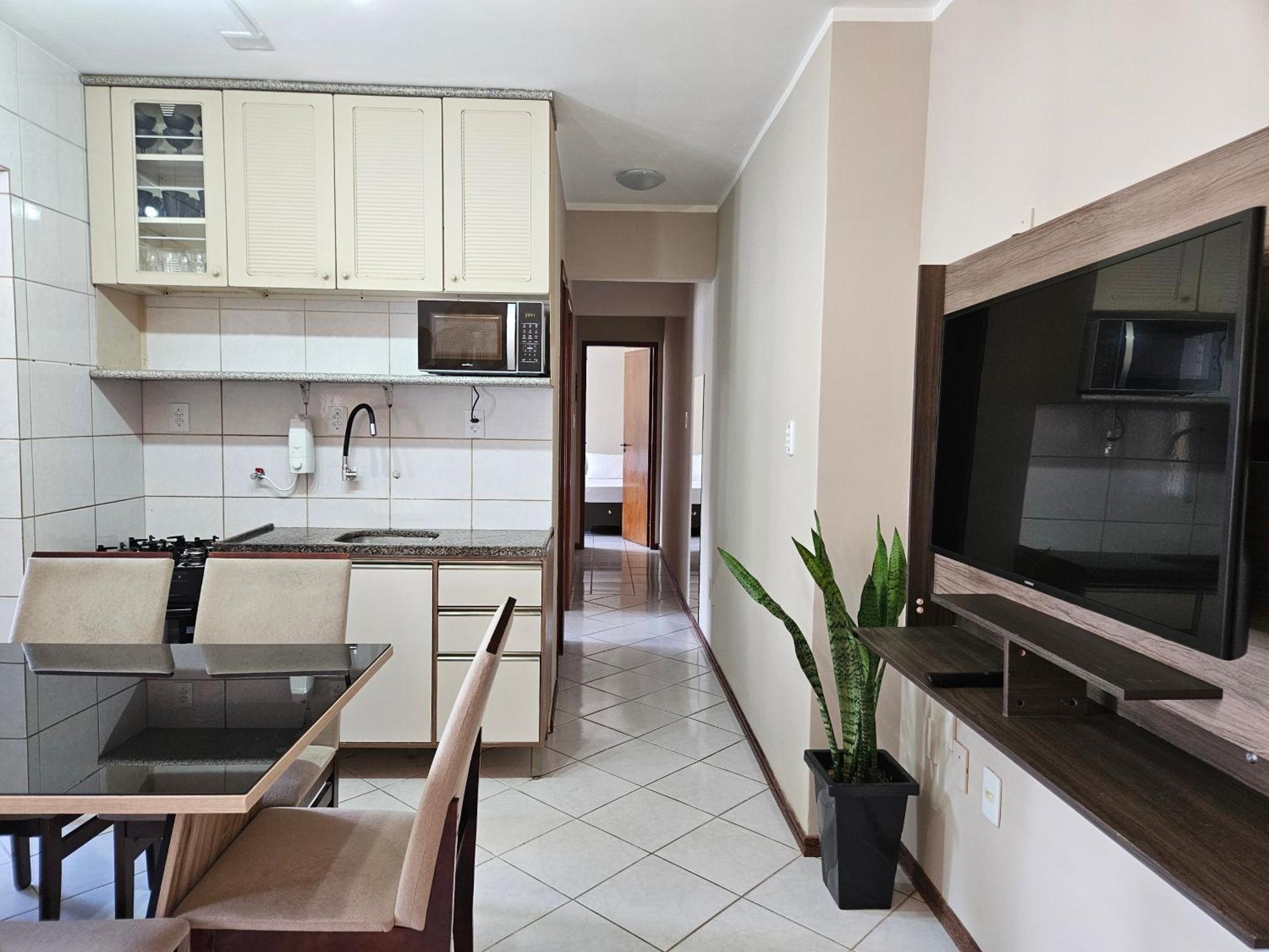 2 Quartos A 200Mts Praia Central, Garagem, Churrasqueira, Wi-Fi 90 Mbps, Pet Friendly Balneário Camboriú المظهر الخارجي الصورة