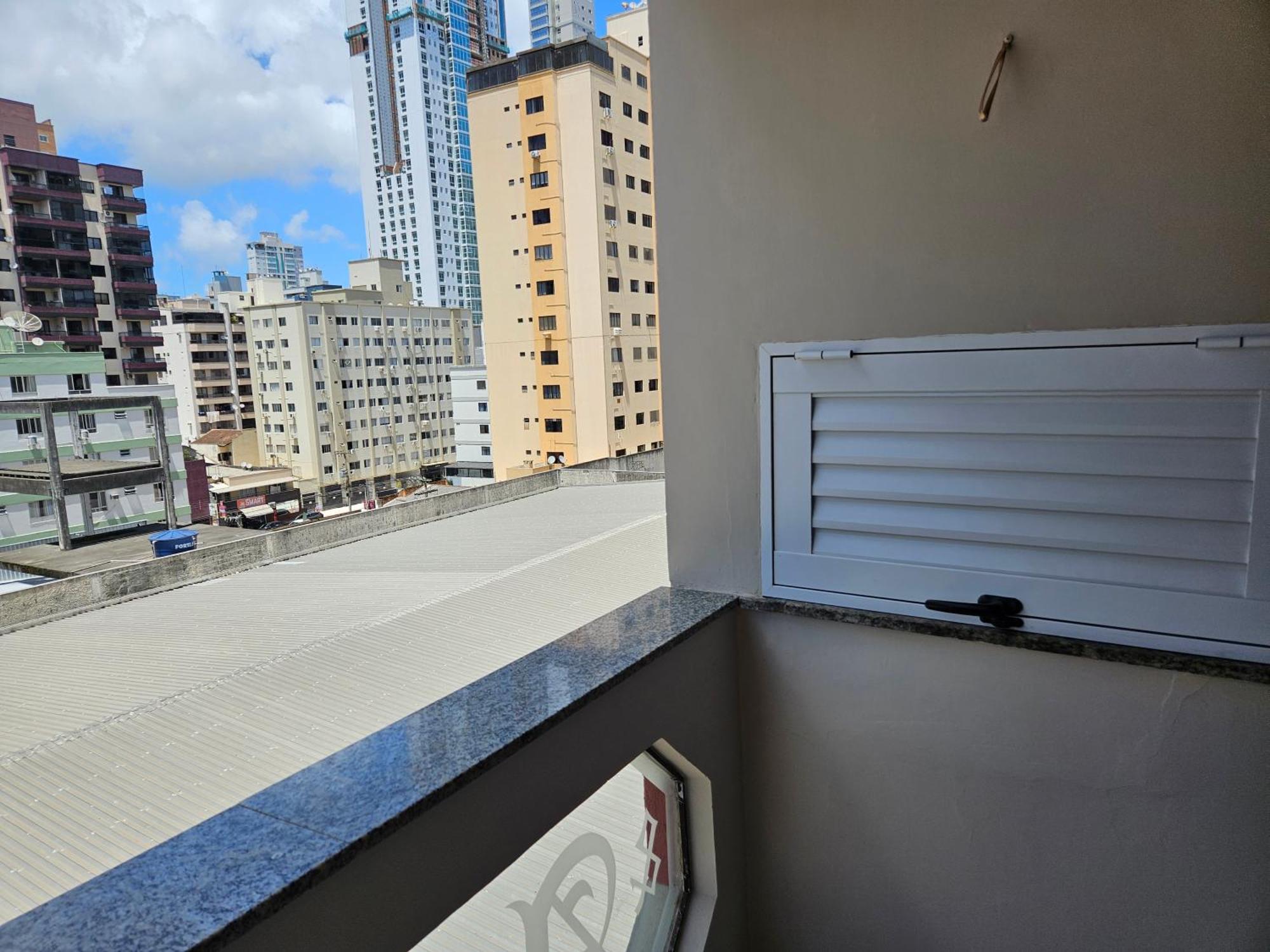 2 Quartos A 200Mts Praia Central, Garagem, Churrasqueira, Wi-Fi 90 Mbps, Pet Friendly Balneário Camboriú المظهر الخارجي الصورة